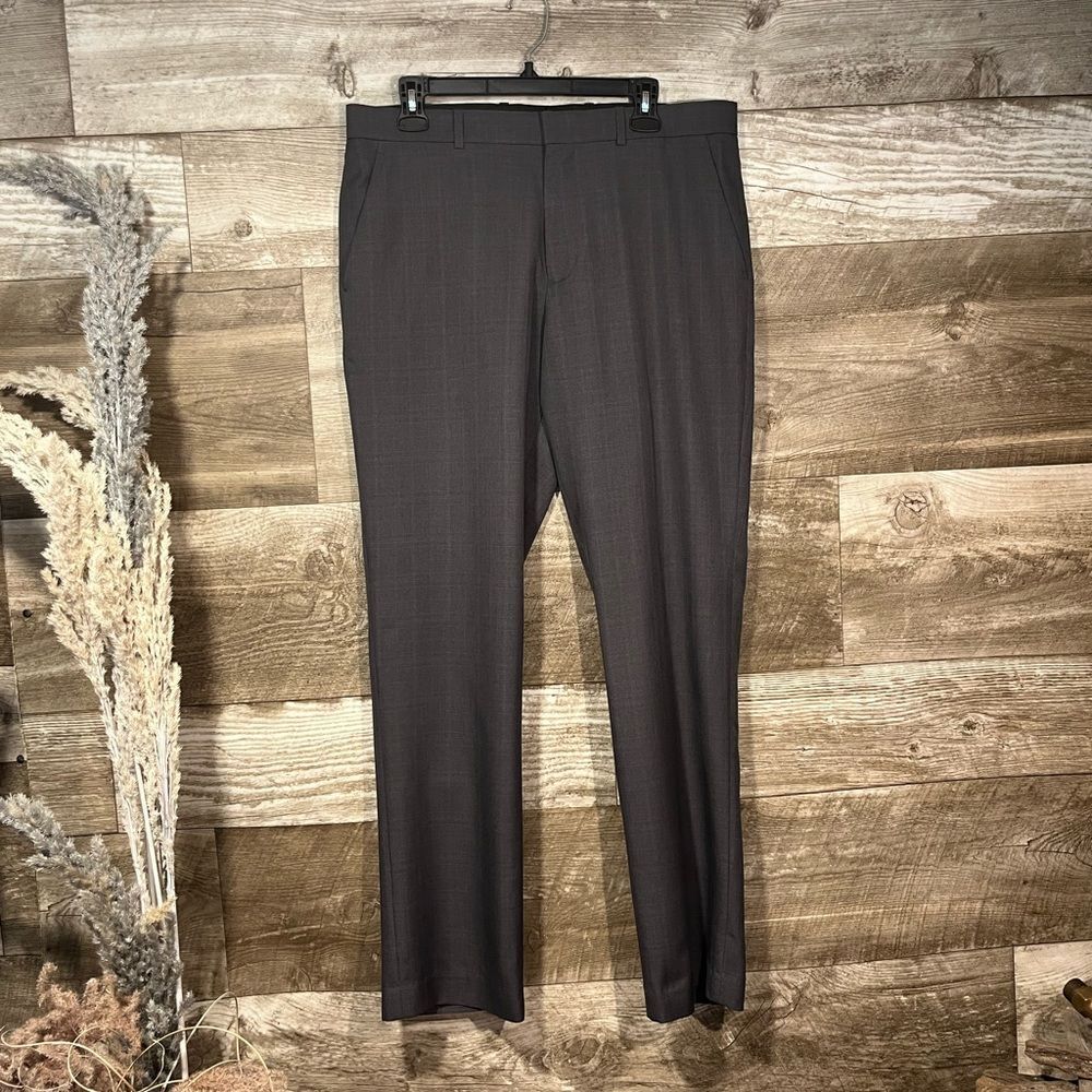 Perry Ellis charcoal gray dress pants - 33X32